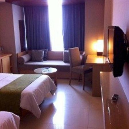 Mitra Bandung Hotel Экстерьер фото