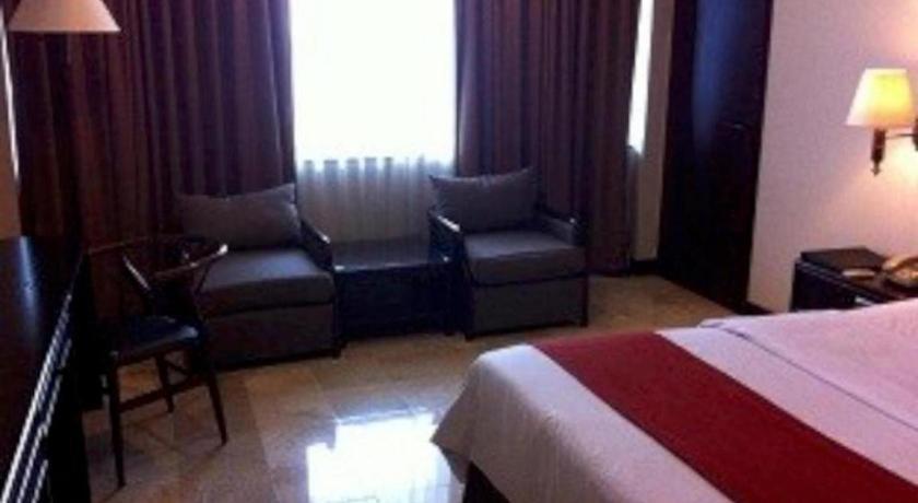 Mitra Bandung Hotel Экстерьер фото