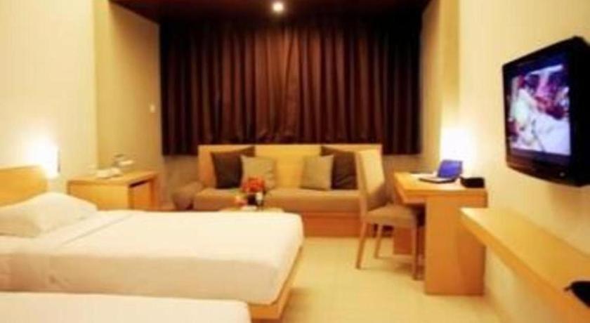 Mitra Bandung Hotel Экстерьер фото