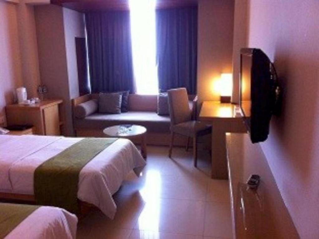 Mitra Bandung Hotel Экстерьер фото
